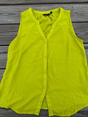 Apt. 9 Sleeveless V-Neck Blouse in Neon Yellow